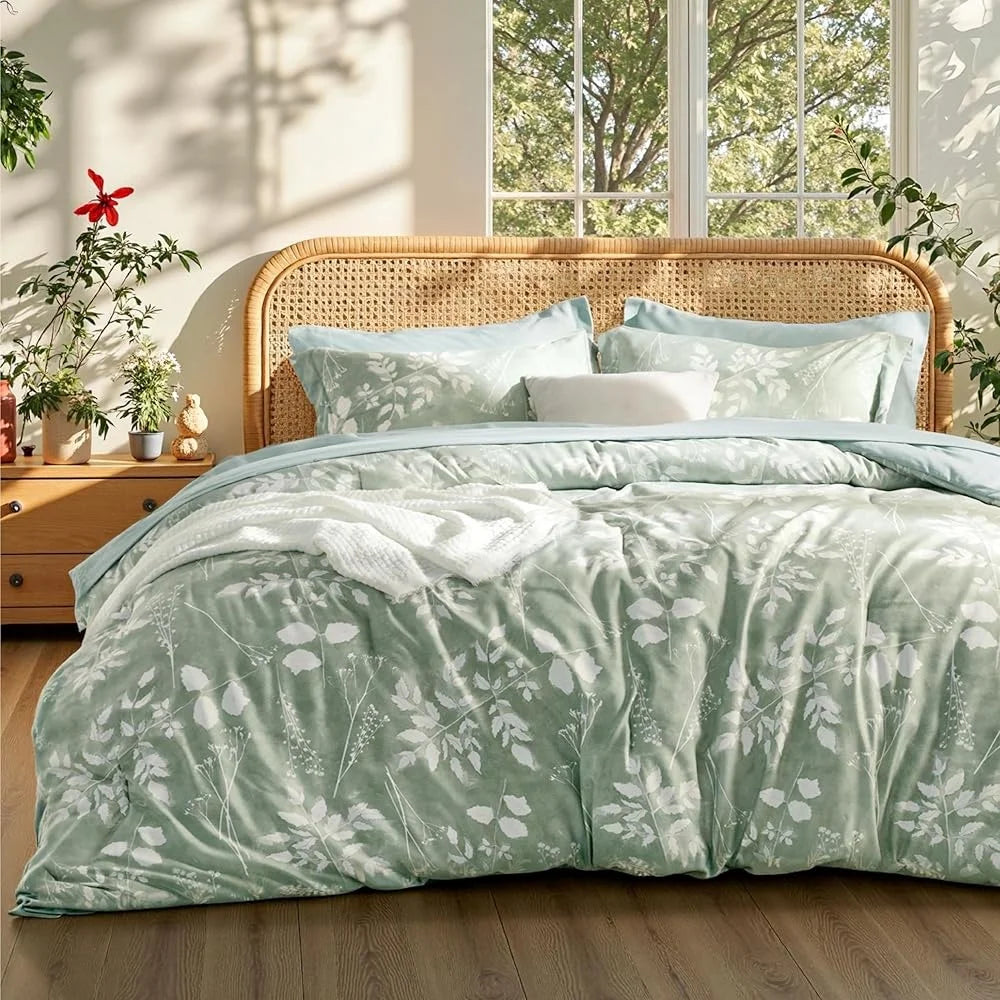 Queen Floral Comforter Set Botanical Flowers Pillows Fitted Flat Sheet Cozy Elegant