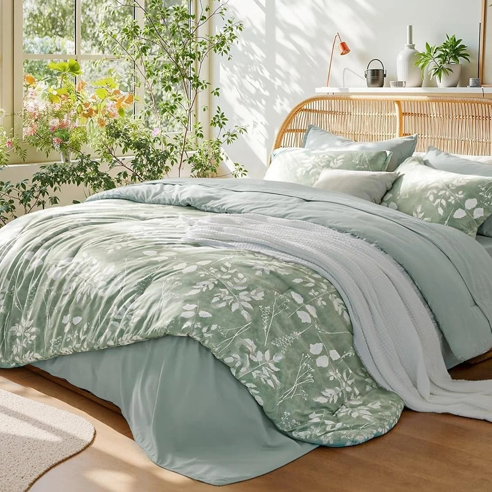 Queen Floral Comforter Set Botanical Flowers Pillows Fitted Flat Sheet Cozy Elegant