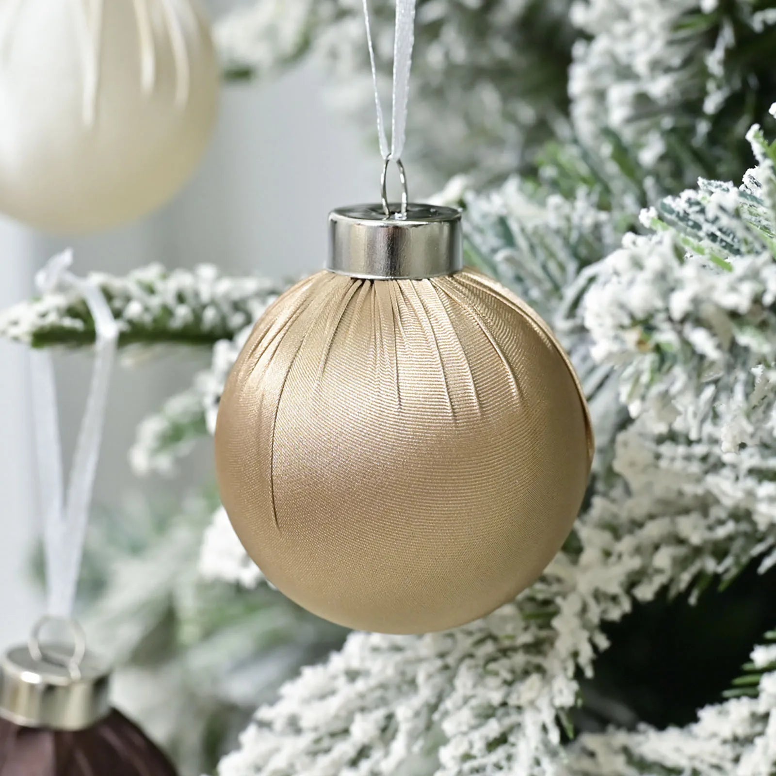 12pcs Christmas Hanging Ball Decorations,